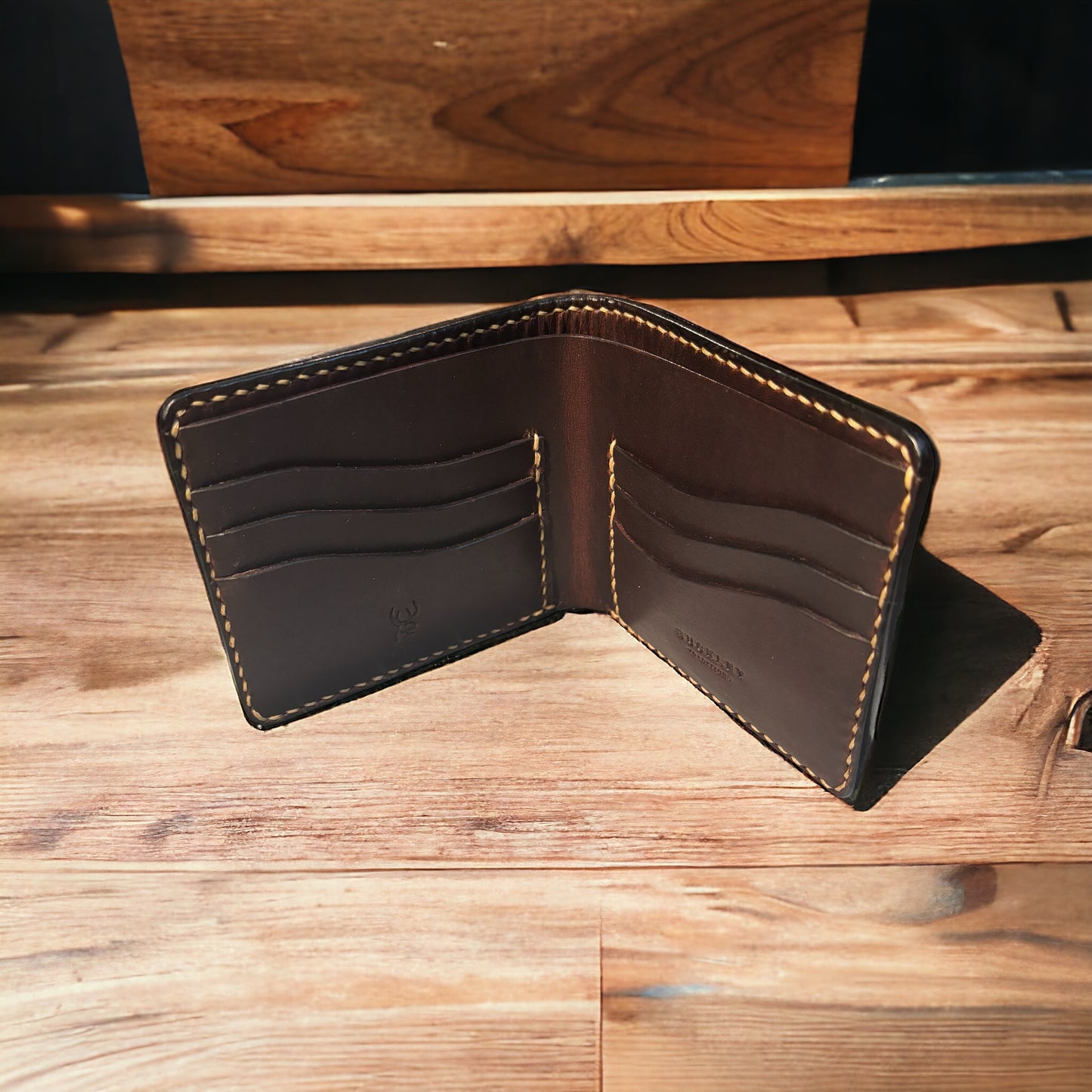 Classic Bifold - 6 Slot