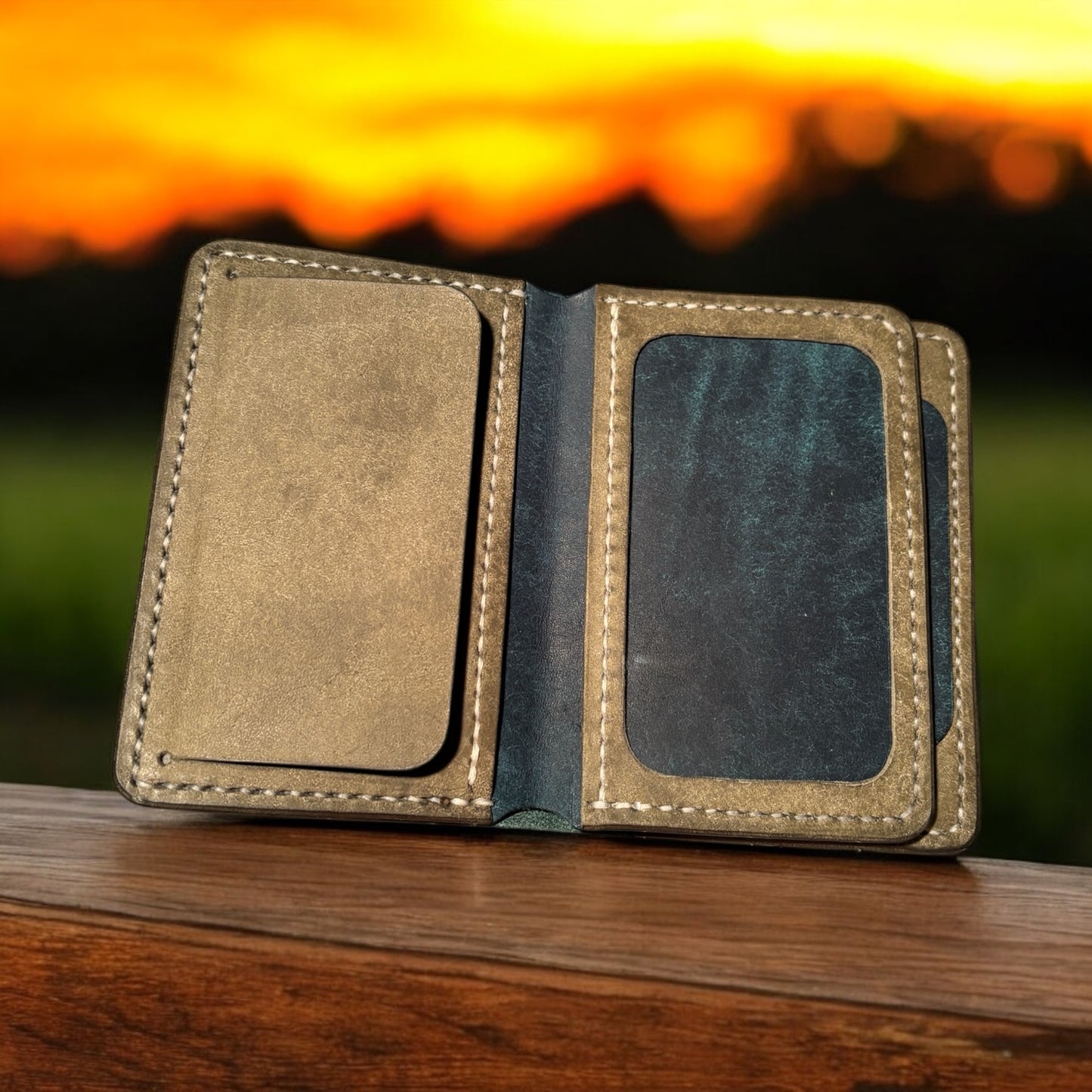 Federal Credential / Badge Wallet - HSI/ERO